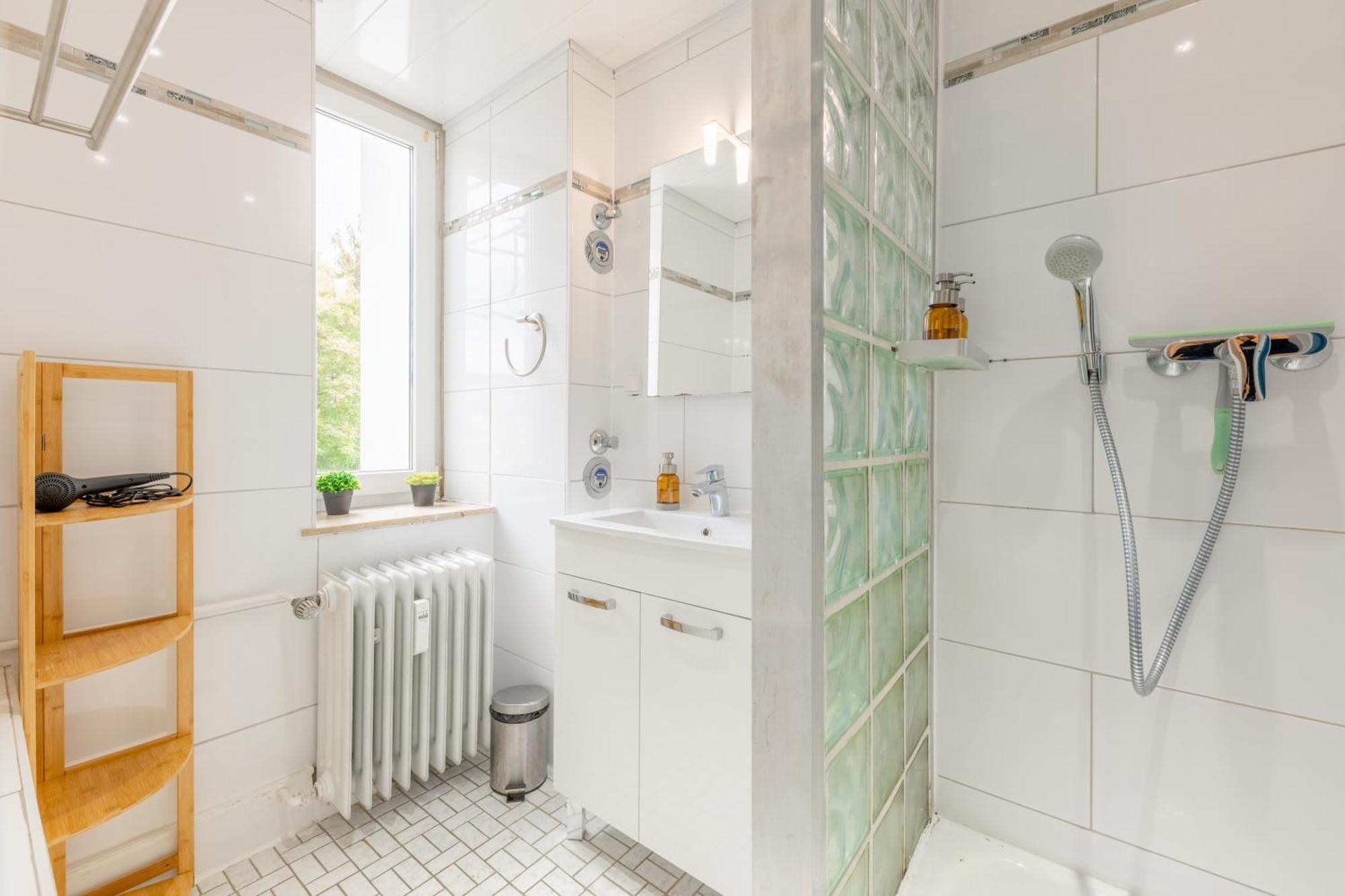 Stay Awesome - Urban Jungle Apartment Zentral, Wilhelmshoehe Kassel Exterior foto